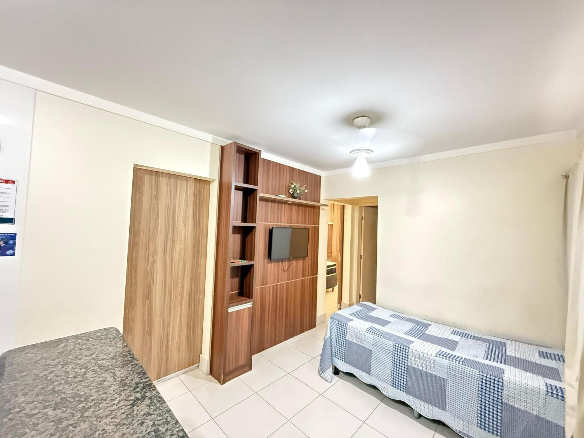 Lacqua Diroma Iii Apartamento *